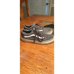 Boys Vans Shoes  Size 4.5